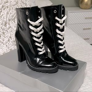 “Stomp the Yard” Mistress Rocks Black Combat Boot. Size 39. Very Sexy & Classy